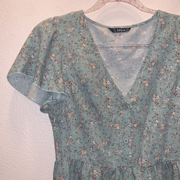 Shein green floral lightweight short sleeve mini dress - Picture 4 of 9